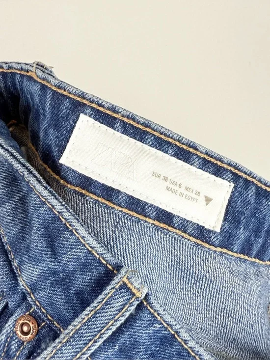 Zara Wide Leg Mid Rise Loose Fit Medium Wash Denim Jeans Size 6 - Picture 11 of 13